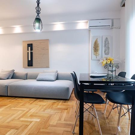 Apartment In Glyfada Center Атина Екстериор снимка