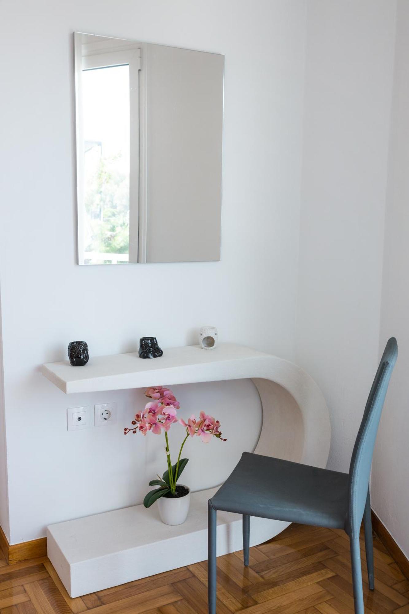 Apartment In Glyfada Center Атина Екстериор снимка