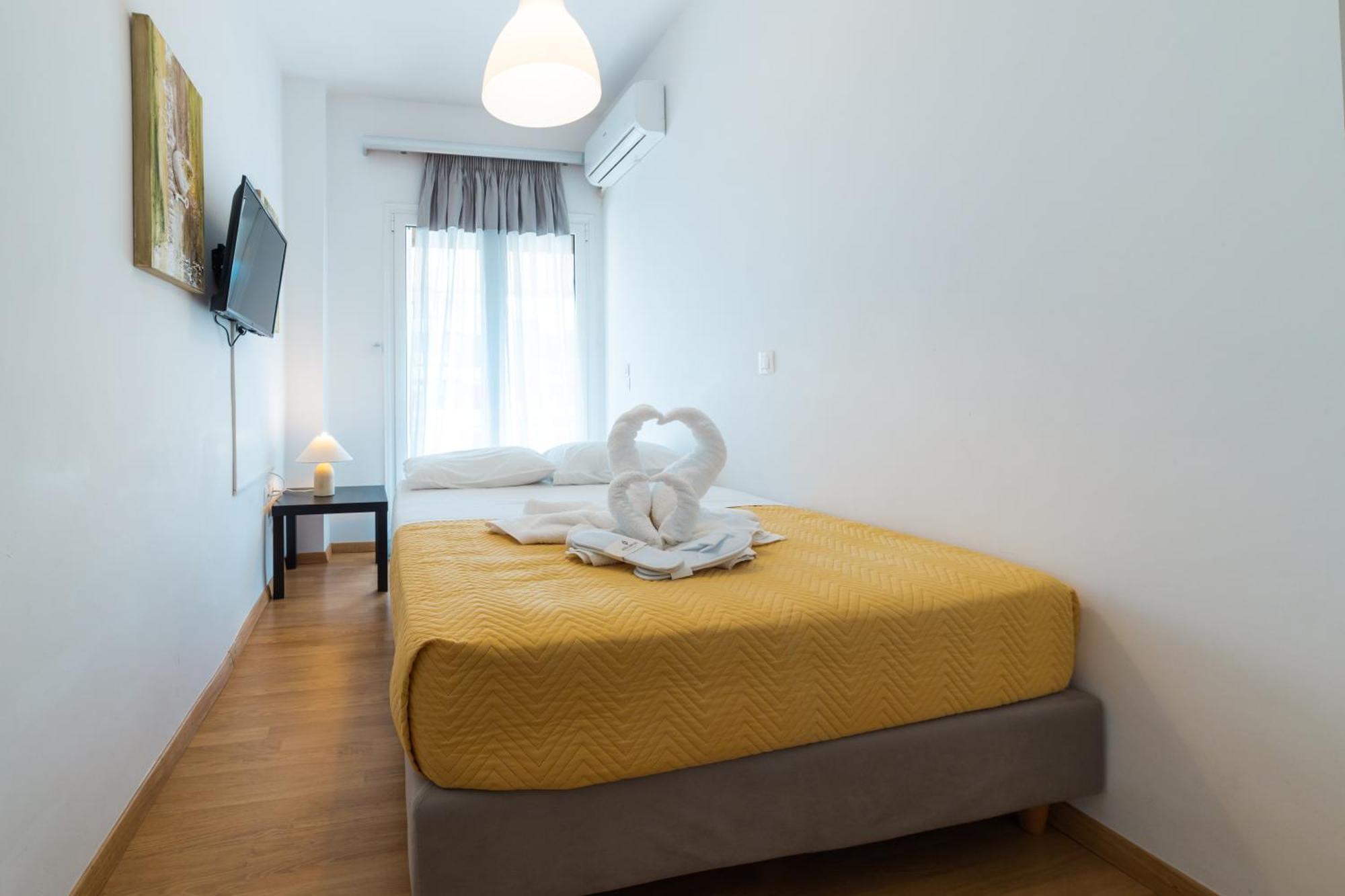 Apartment In Glyfada Center Атина Екстериор снимка