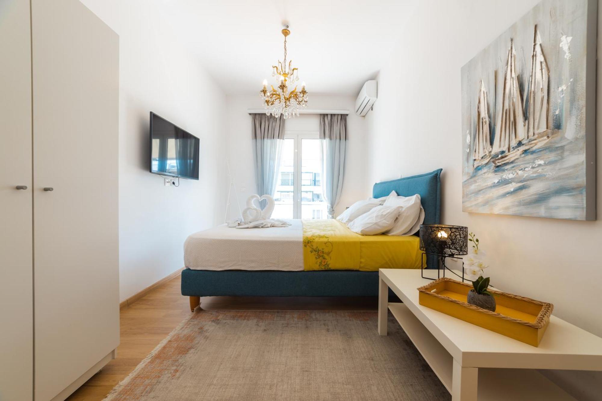 Apartment In Glyfada Center Атина Екстериор снимка