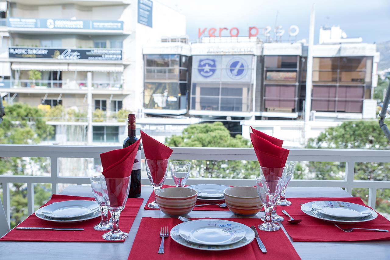 Apartment In Glyfada Center Атина Екстериор снимка
