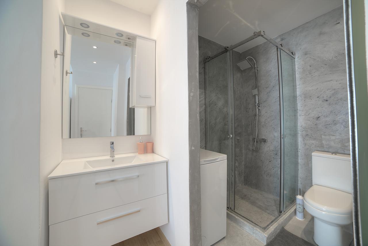 Apartment In Glyfada Center Атина Екстериор снимка