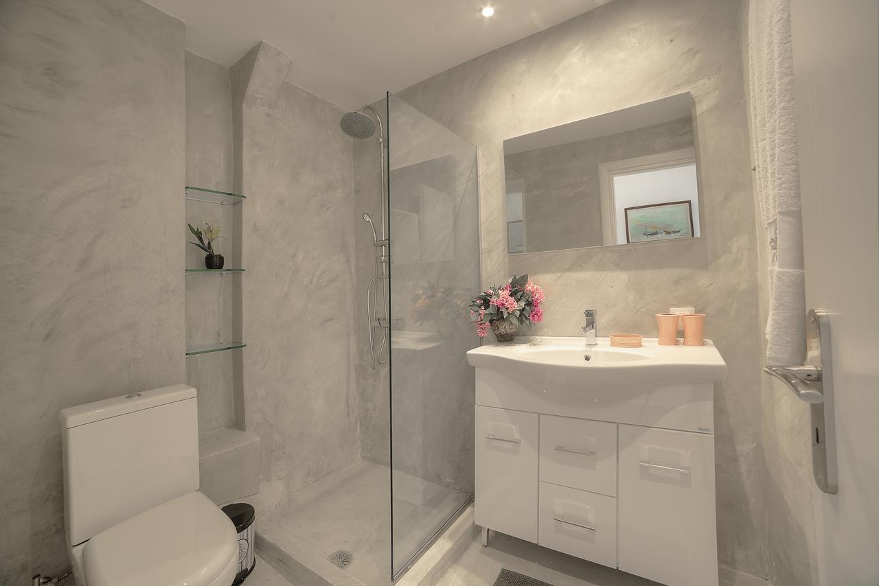 Apartment In Glyfada Center Атина Екстериор снимка