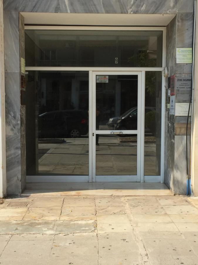 Apartment In Glyfada Center Атина Екстериор снимка